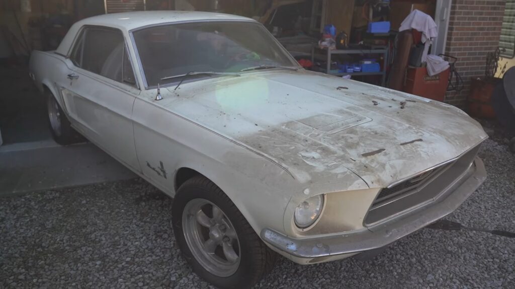 A 1968 Mustang, Idle for 18 Years, Becomes an Unforeseen Gift for a 21-Year-Old