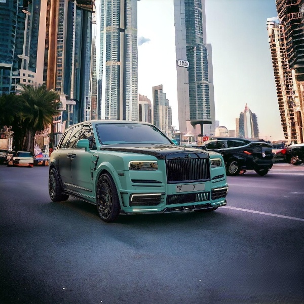 Mansory Rolls-Royce Cullinan adorned with the world's most expensive plate