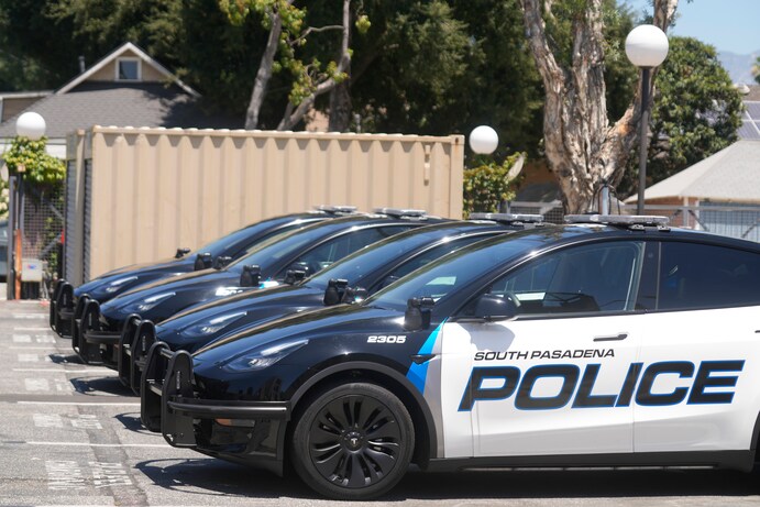 California’s South Pasadena Becomes First to Deploy 20 All-Electric Tesla Police Cars